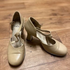 LaDuca “Alexis” 7.5